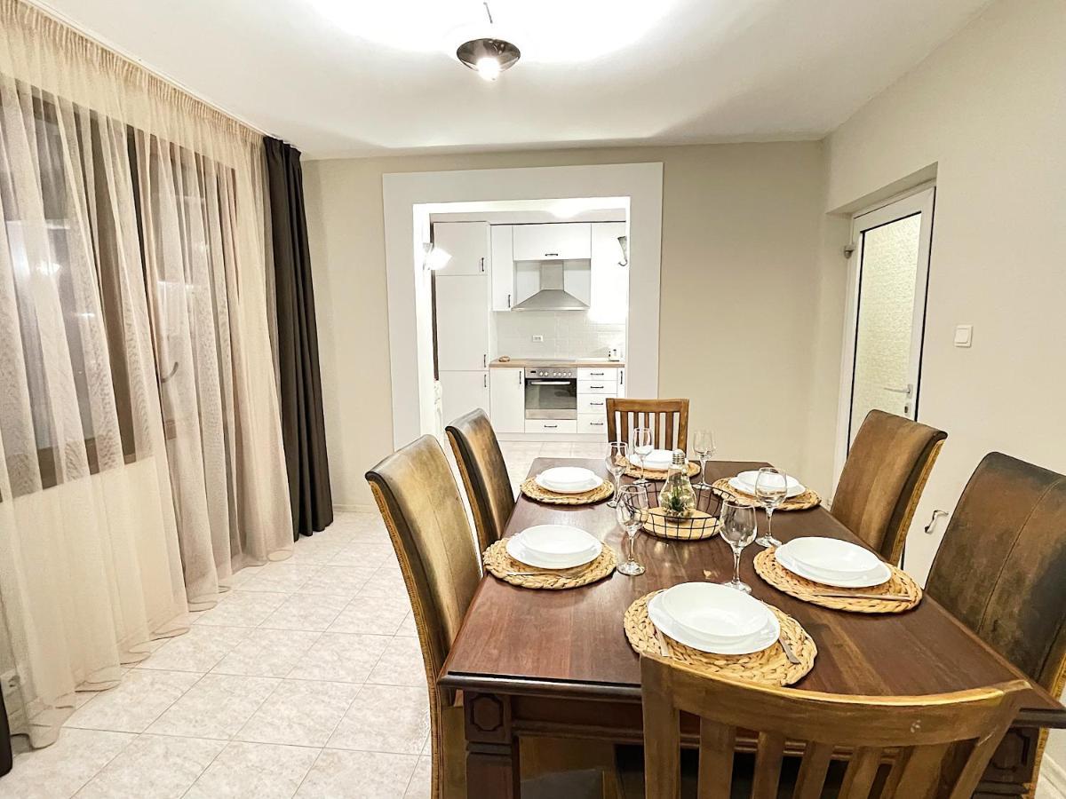 Fenix 2 Bedroom Apartment Varna Center Экстерьер фото