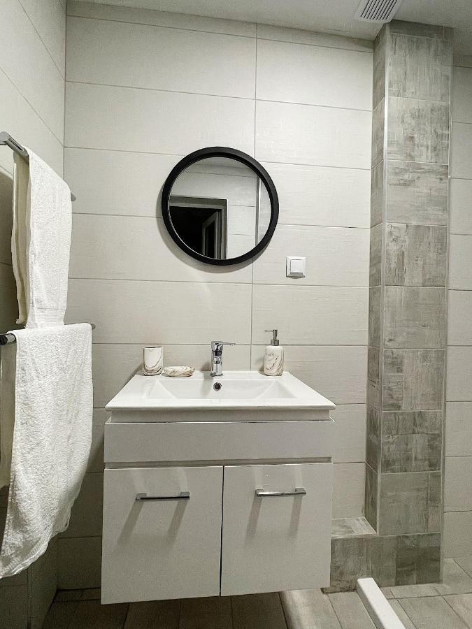 Fenix 2 Bedroom Apartment Varna Center Экстерьер фото
