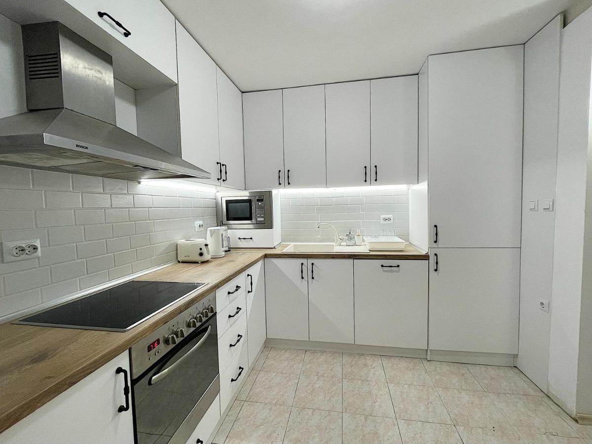 Fenix 2 Bedroom Apartment Varna Center Экстерьер фото
