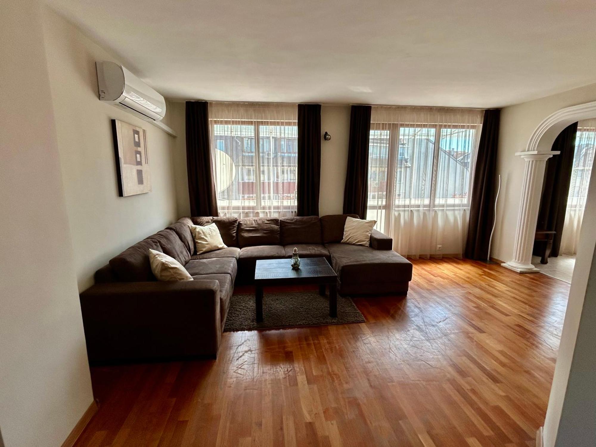 Fenix 2 Bedroom Apartment Varna Center Экстерьер фото